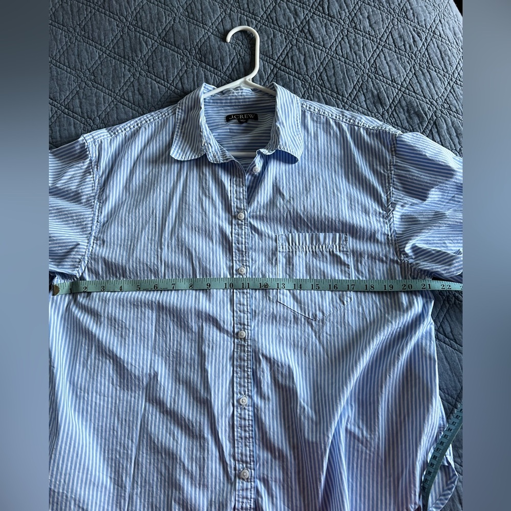 J. Crew Blue & White striped blouse. L. XL. Button Down Shirt. Size 14. - Picture 8 of 14